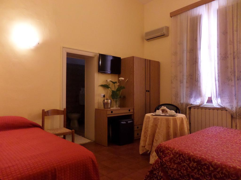 Hotel Delizia Genovese Montecatini Terme Rom bilde